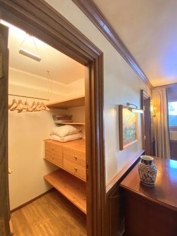 1749 – Appartement 5.5 pièces – 7700 CHF – 260 m²