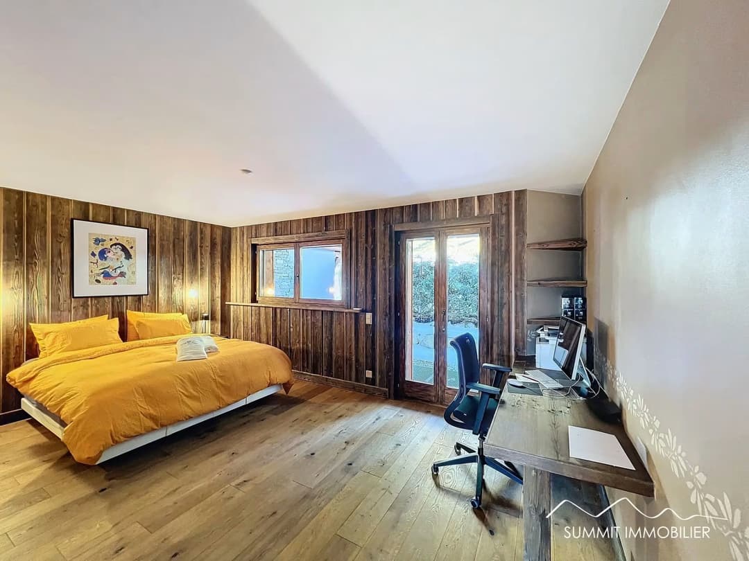 629 – Appartement – 225.00m²
