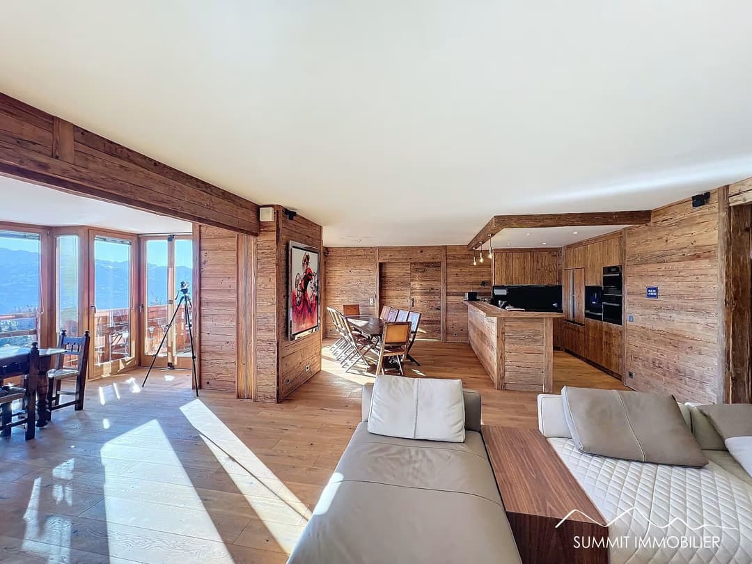 629 – Appartement – 225.00m²
