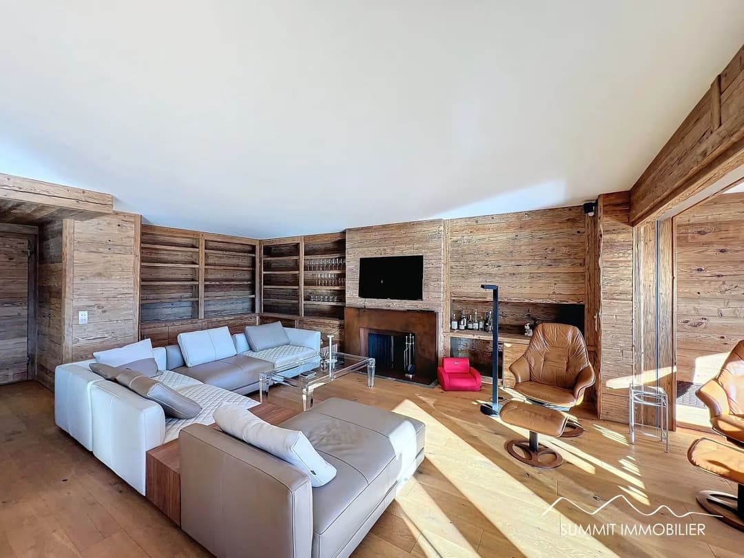 629 – Appartement – 225.00m²