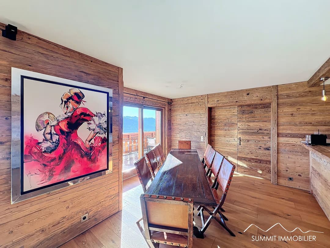629 – Appartement – 225.00m²
