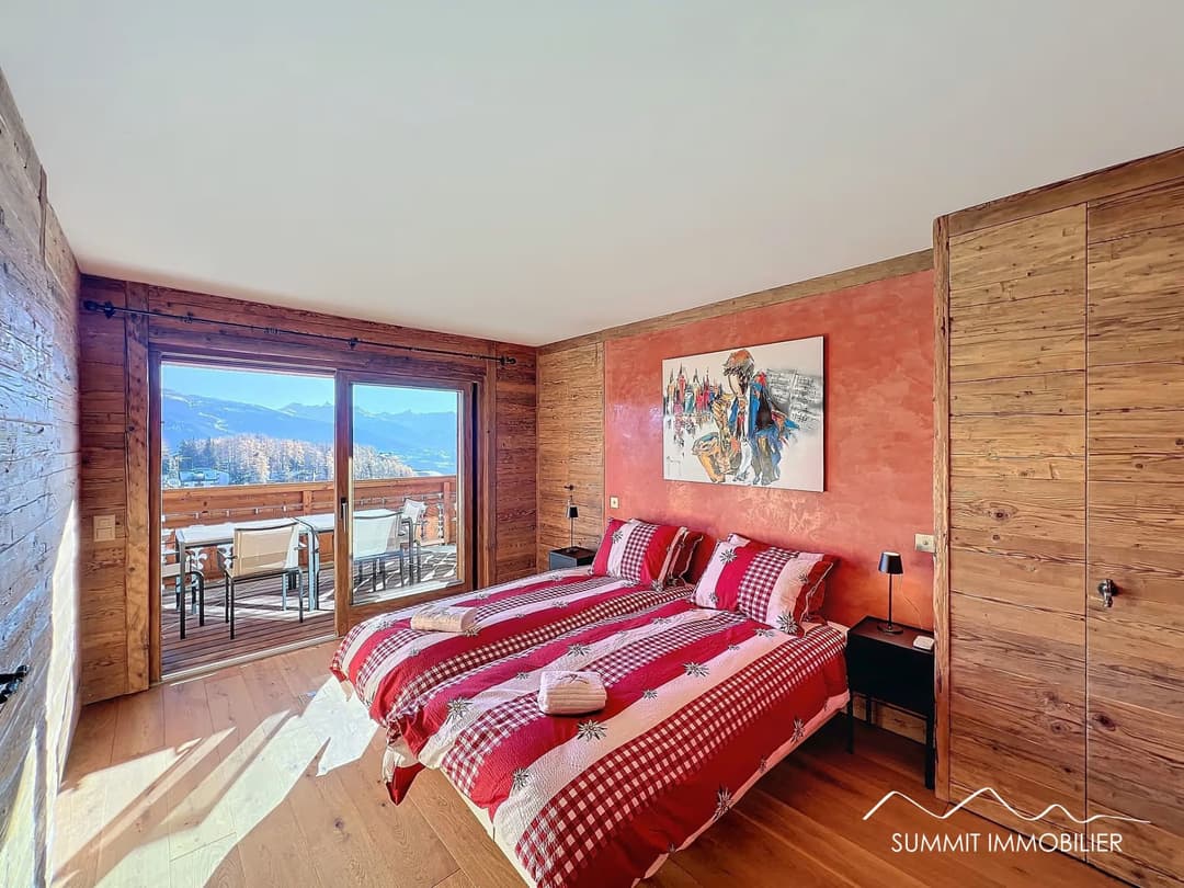 629 – Appartement – 225.00m²