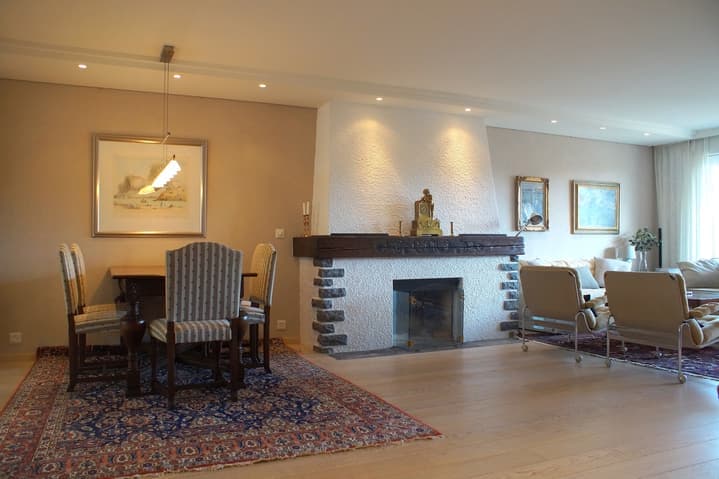 447 – Appartement 4 pièces – 2500 CHF