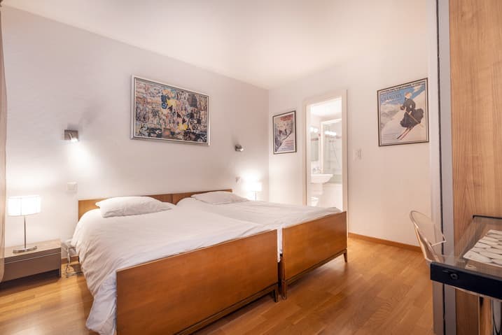 446 – Appartement 4 pièces – 2450CHF