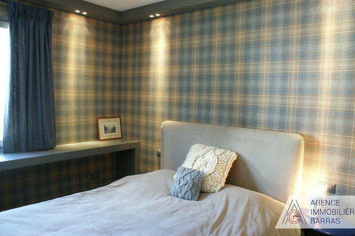 1725 – Appartement 4 pièces –  2450 CHF –