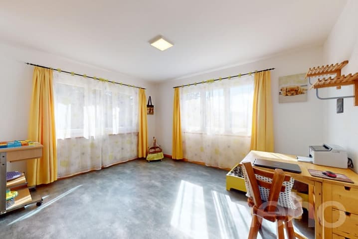 798 – Appartement 4.5 pièces – 840000 CHF – 130 m²