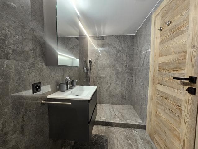 556 – Appartement 3.5 pièces – 2150CHF