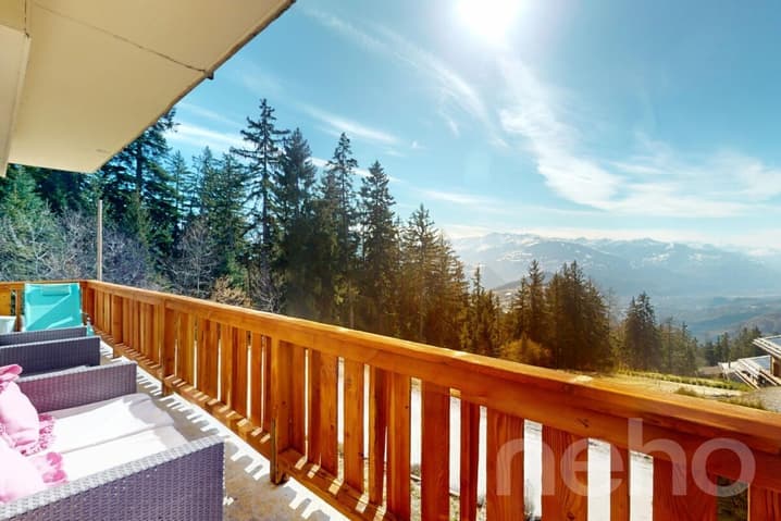 798 – Appartement 4.5 pièces – 840000 CHF – 130 m²
