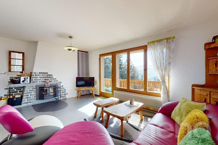 798 – Appartement 4.5 pièces – 840000 CHF – 130 m²