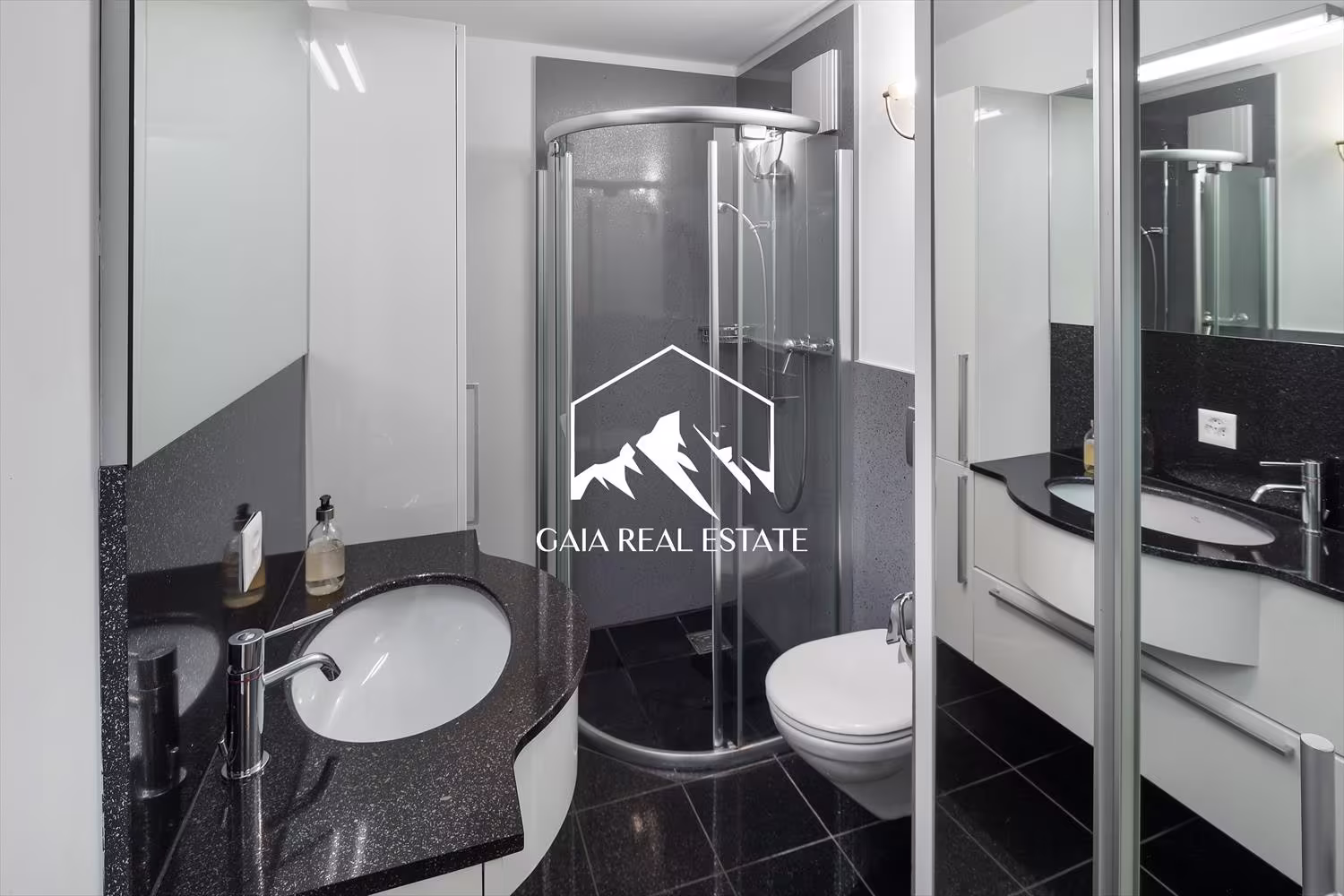 808 – Appartement 2.5 pièces – 650000 CHF – 54