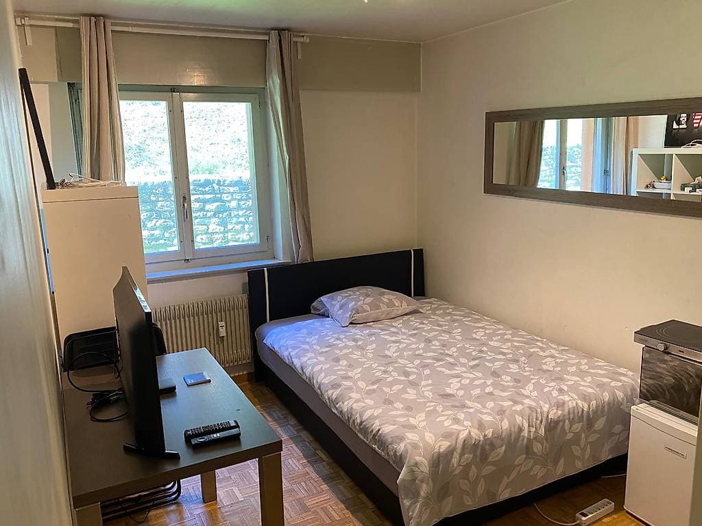 637 – Appartement 1 pièce – 800 CHF – 11 m²