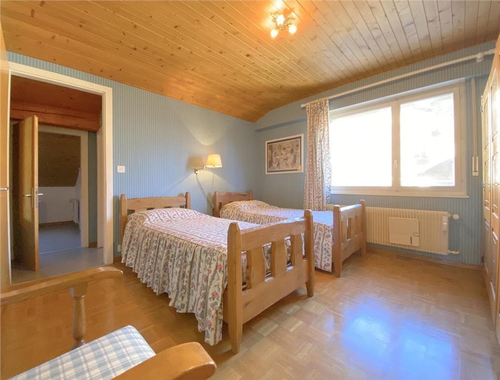 2147 – Appartement 5.5 pièces – 1350000 CHF – 190 m²