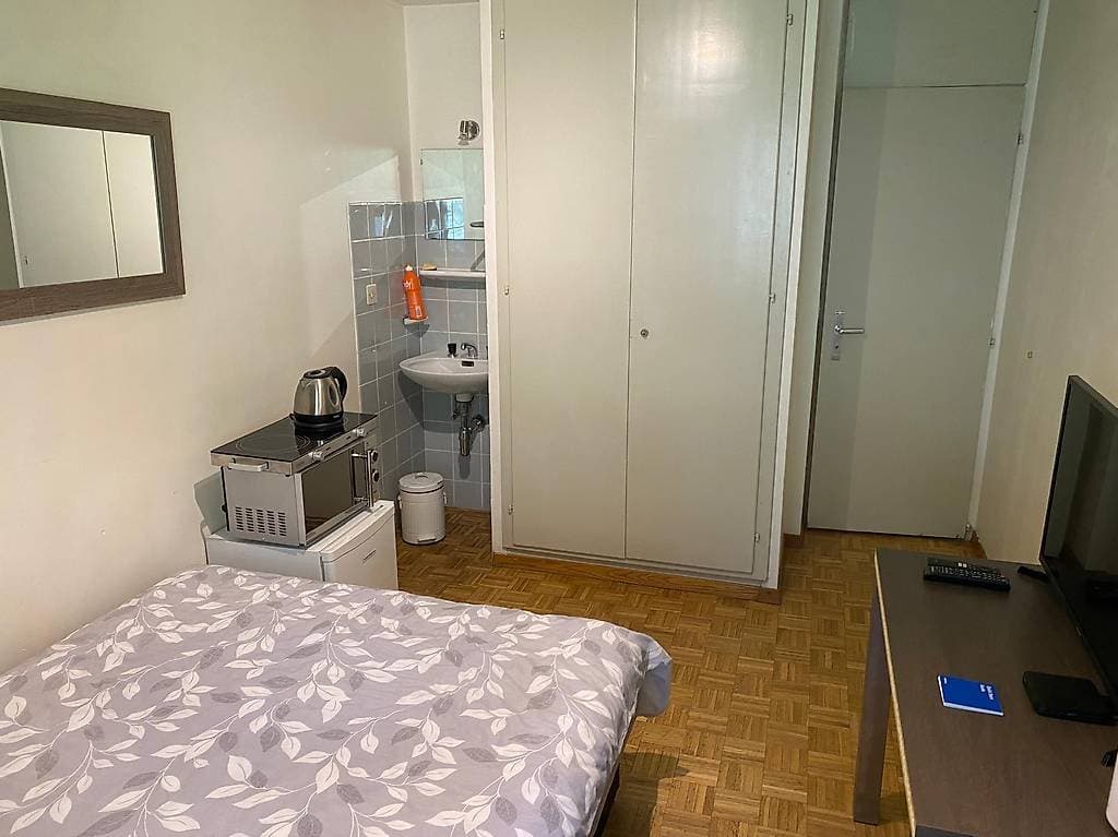 637 – Appartement 1 pièce – 800 CHF – 11 m²