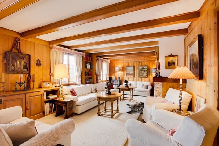 721- Maison  -8.5pièces – 8750CHF  – 350 m²