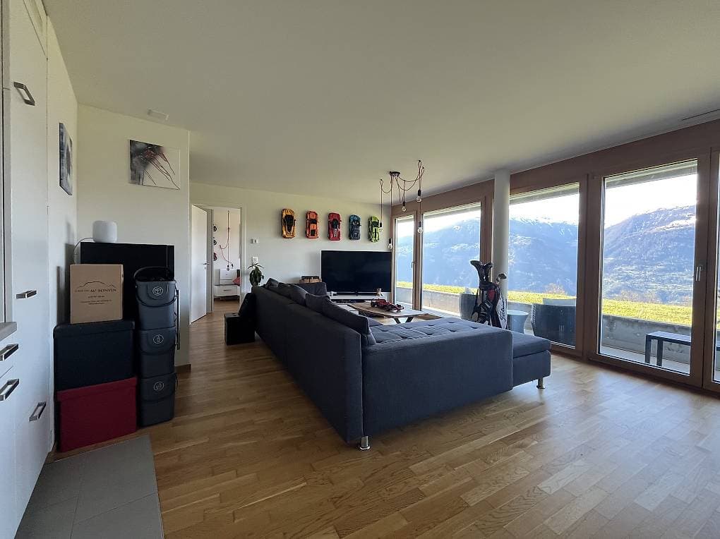 894 – Appartement 2 pièces – 499000 CHF – 70 m²
