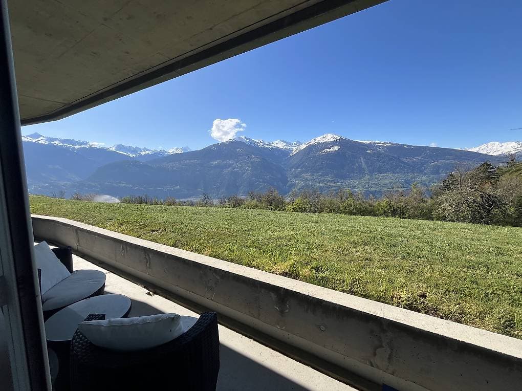 894 – Appartement 2 pièces – 499000 CHF – 70 m²