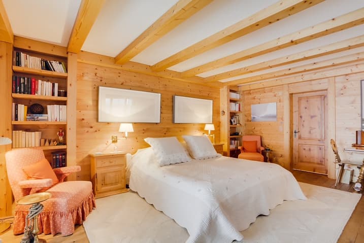721- Maison  -8.5pièces – 8750CHF  – 350 m²