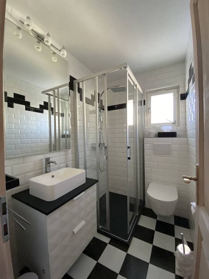 726 – Appartement – 3.5pièces  – 2300CHF – 75 m²