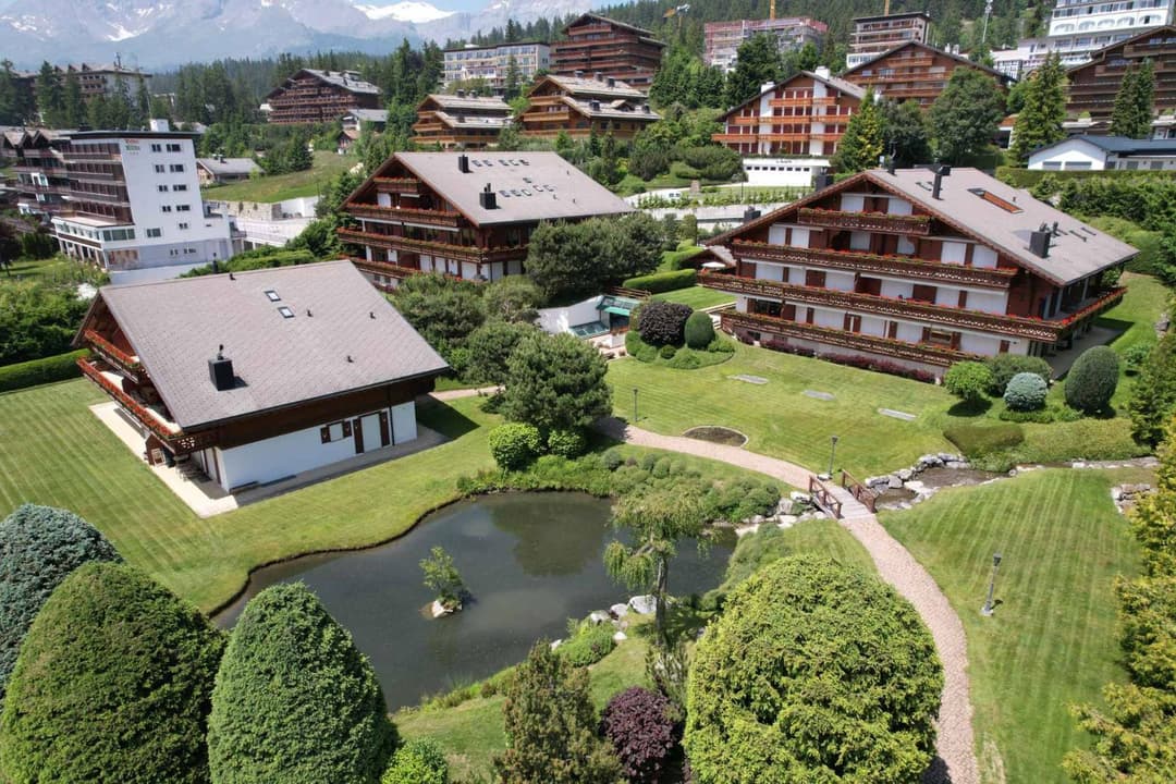 1057 – Appartement 4.5 pièces – 4380000CHF – 173.7m²