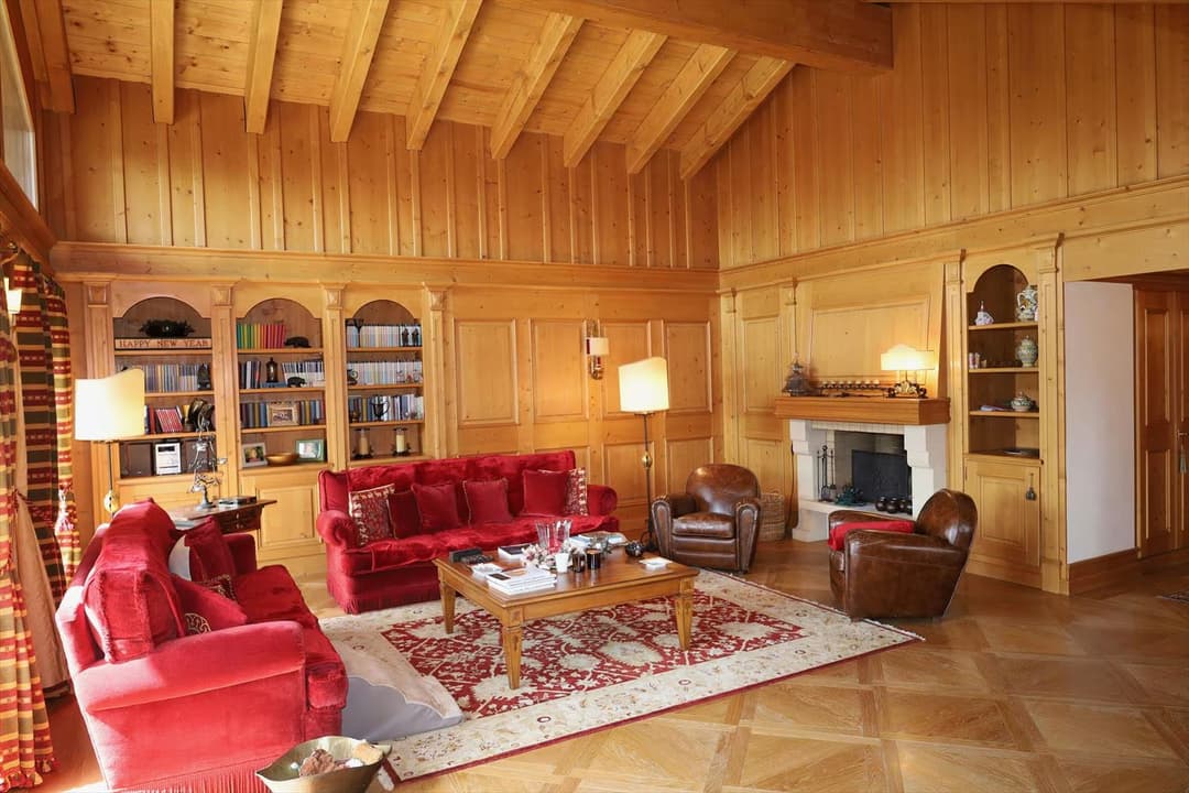 1075 – Appartement 5.5 pièces – 266.23 m²