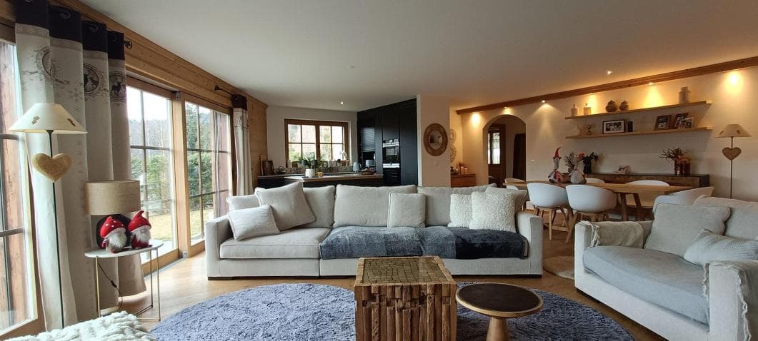 1002 – Appartement 4.5 pièces – 2300000 CHF – 169 m²