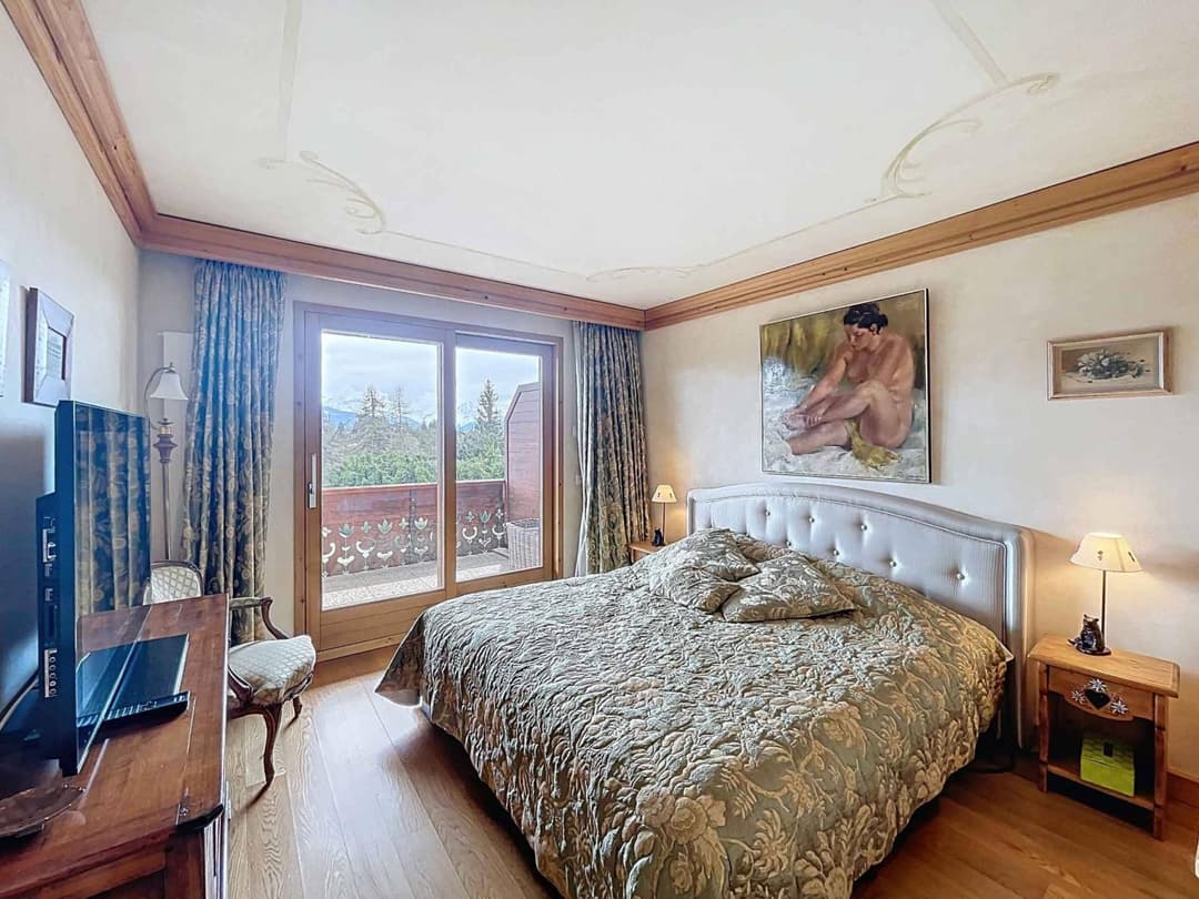 1057 – Appartement 4.5 pièces – 4380000CHF – 173.7m²