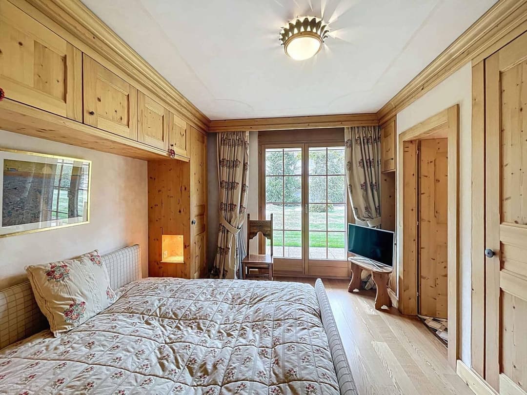 1057 – Appartement 4.5 pièces – 4380000CHF – 173.7m²