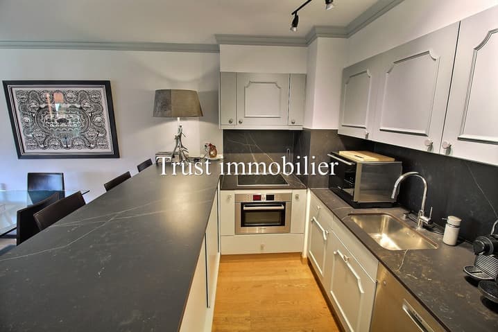 1001 – Appartement 3.5 pièces – 2150000 CHF – 100 m²