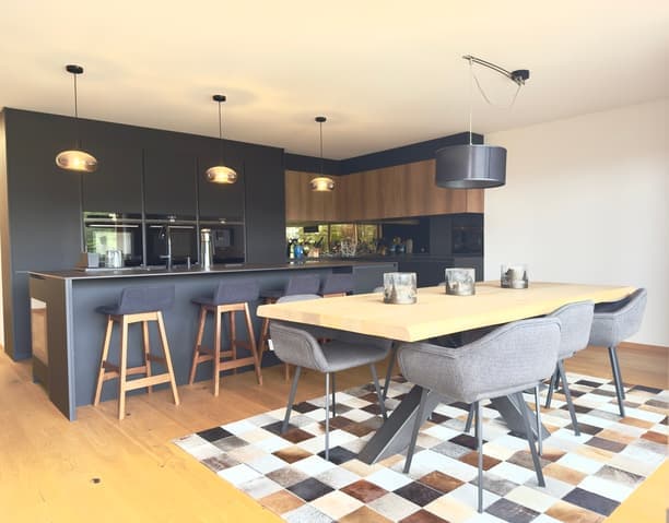 793 – Appartement 3.5 pièces – 3800CHF – 100m²