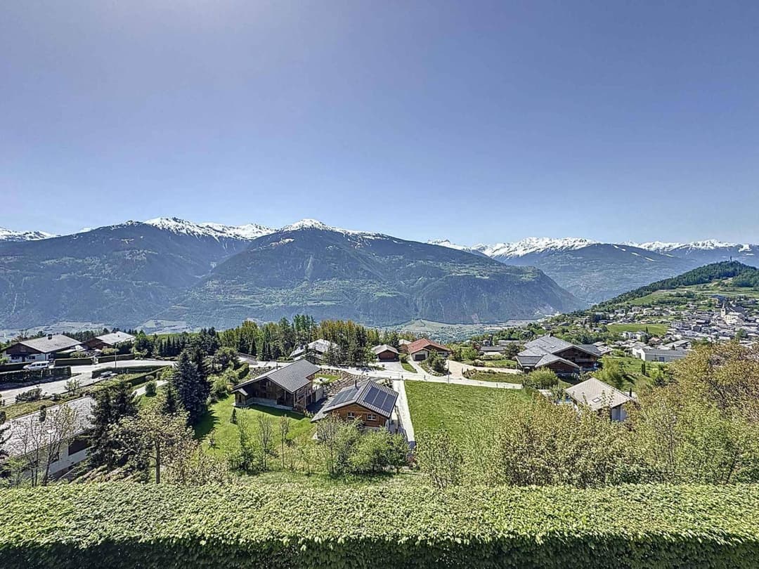 1054 – Maison 8.5 pièces – 5900000CHF -421m²