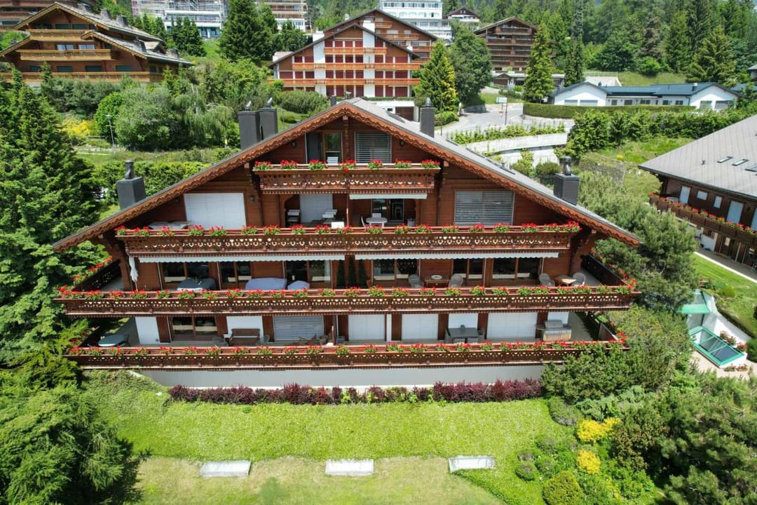 1057 – Appartement 4.5 pièces – 4380000CHF – 173.7m²