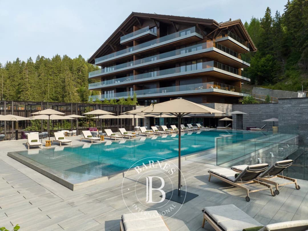 1060 – Appartement 4 pièces – 7400000CHF – 218 m²