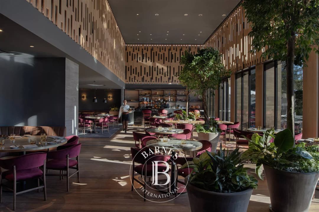 1060 – Appartement 4 pièces – 7400000CHF – 218 m²