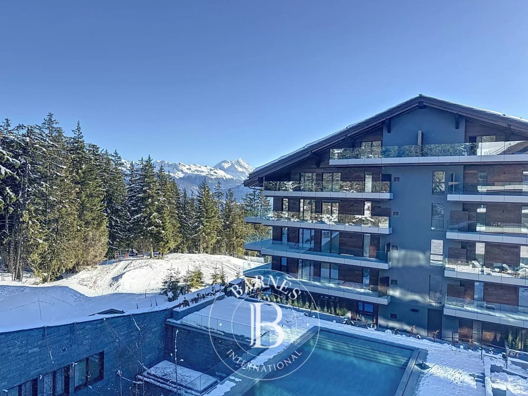 1060 – Appartement 4 pièces – 7400000CHF – 218 m²