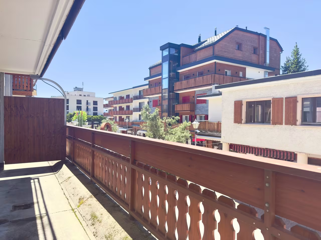 739 – Appartement  –  4.5pièces  –  2500CHF  – 75 m²