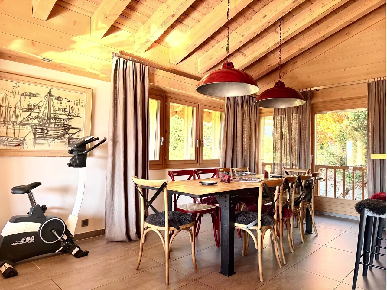 758 – Appartement  – 4pièces  – 4200CHF  – 200 m²