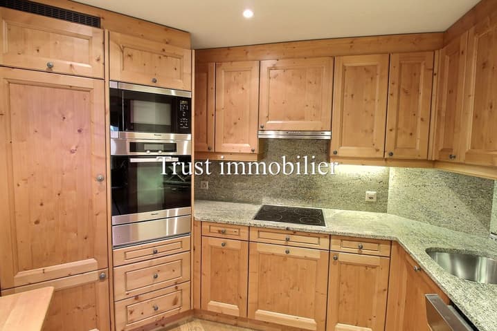 777 – Appartement 3,5 pièces – 3700CHF – 110m²