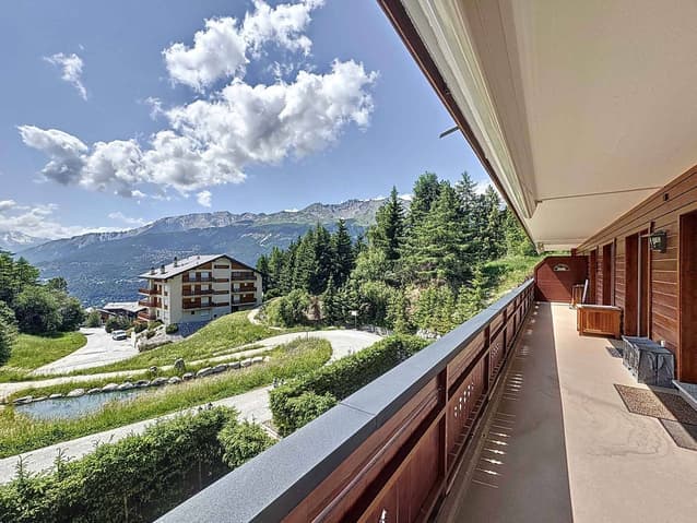1051 – Appartement 4,5 pièces – 1160000CHF – 118m²