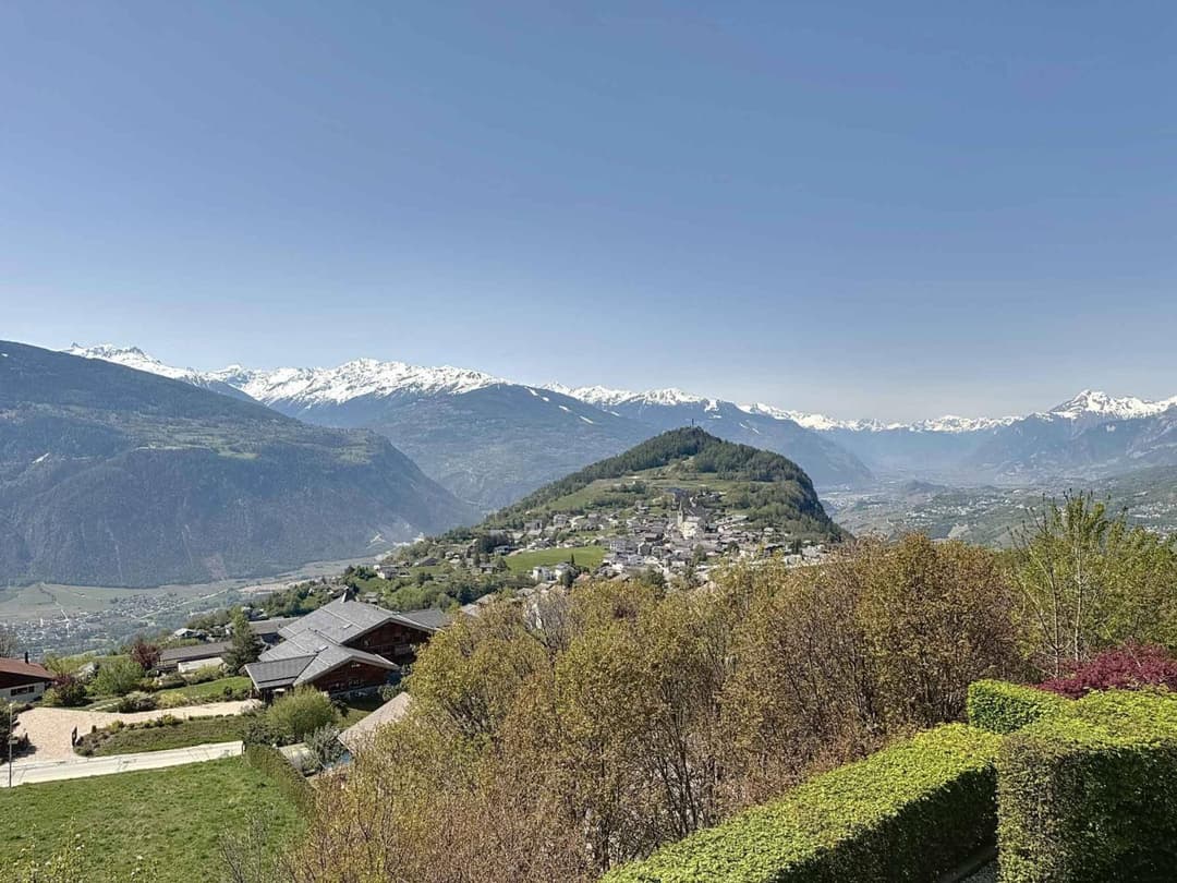 1054 – Maison 8.5 pièces – 5900000CHF -421m²