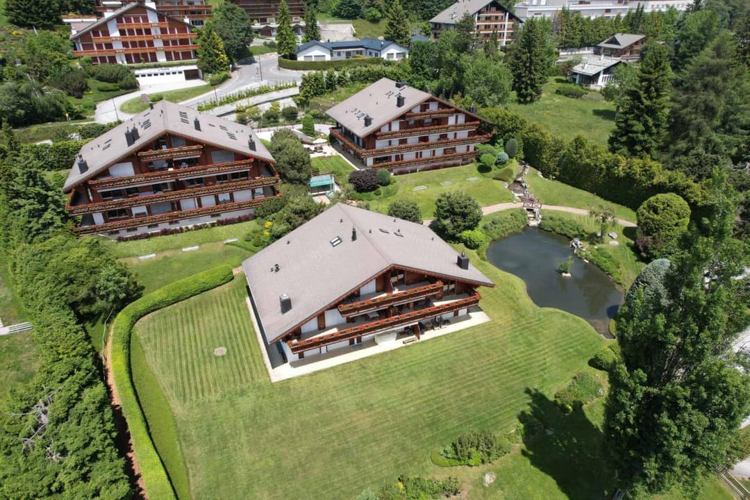 1057 – Appartement 4.5 pièces – 4380000CHF – 173.7m²