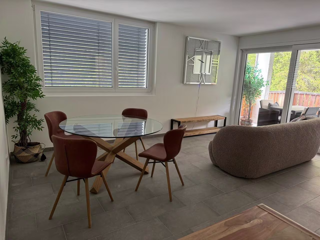 750 – Appartement 2.5 pièces – 1750 CHF – 60 m²