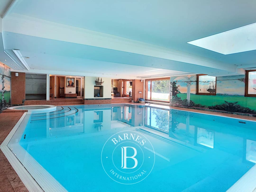 1016 – Appartement 6 pièces – 4950000 CHF – 435.00m²