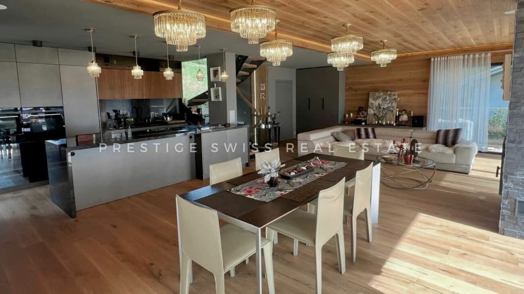 995 – Maison 7.5 pièces – 2400000CHF – 309m²