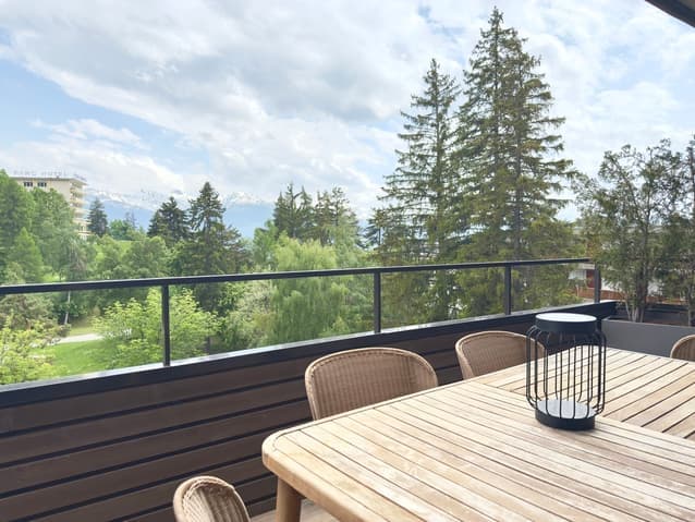 793 – Appartement 3.5 pièces – 3800CHF – 100m²