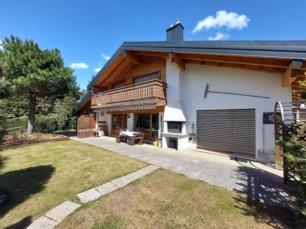 1085 – Maison -6 pièces  – 1990000CHF – 200 m²