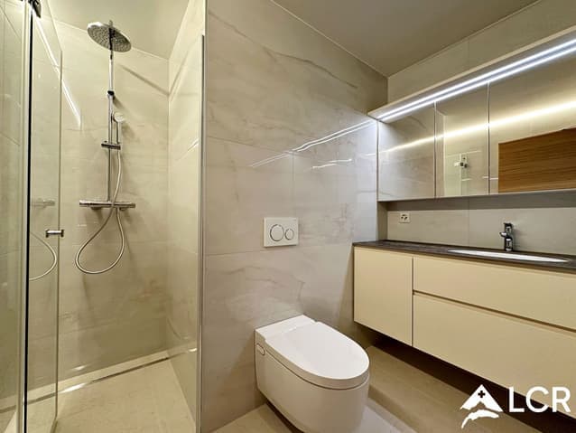 827 – Appartement 4.5 pièces – 4000 CHF – 134 m²