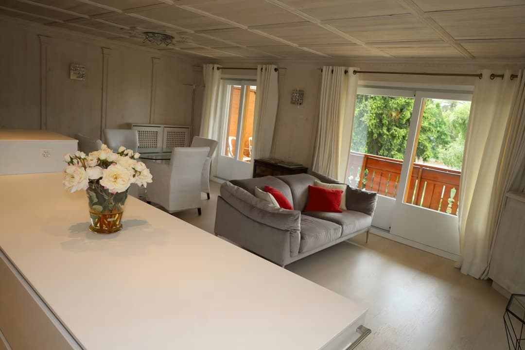 1083 – Appartement – 3.5 pièces  – 121 m²
