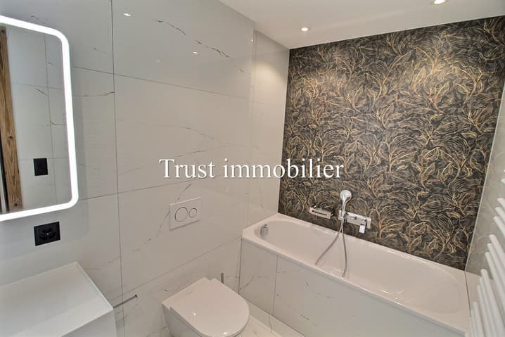 828 – Appartement 3.5 pièces – 4600 CHF – 158 m²