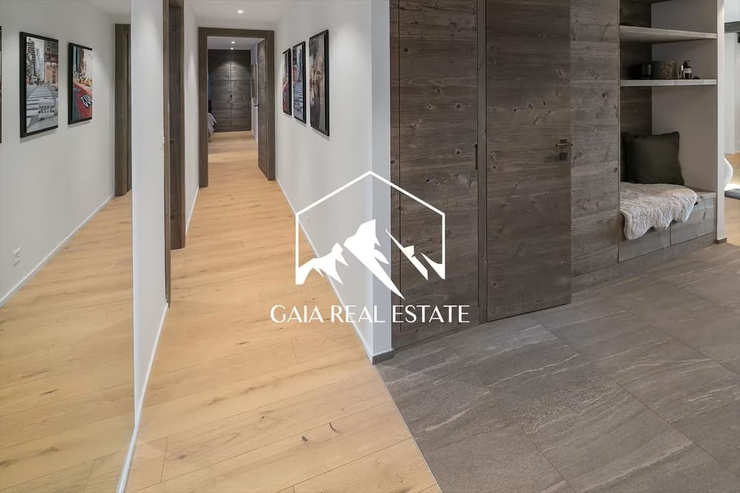 1117 – Appartement – 3990000CHF – 205m²