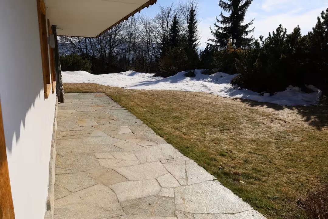 868 – Appartement 3.5 pièces – 3300 CHF – 100 m²